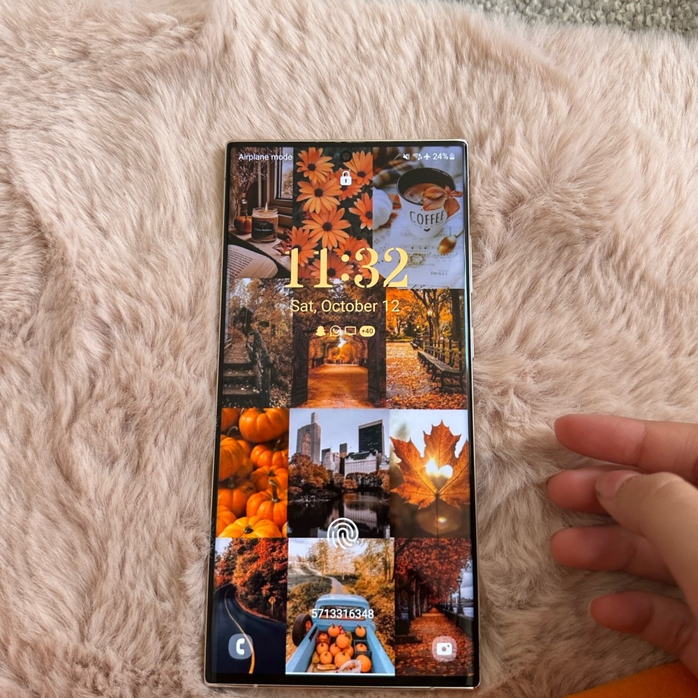 S2 three ultra galaxy Samsung